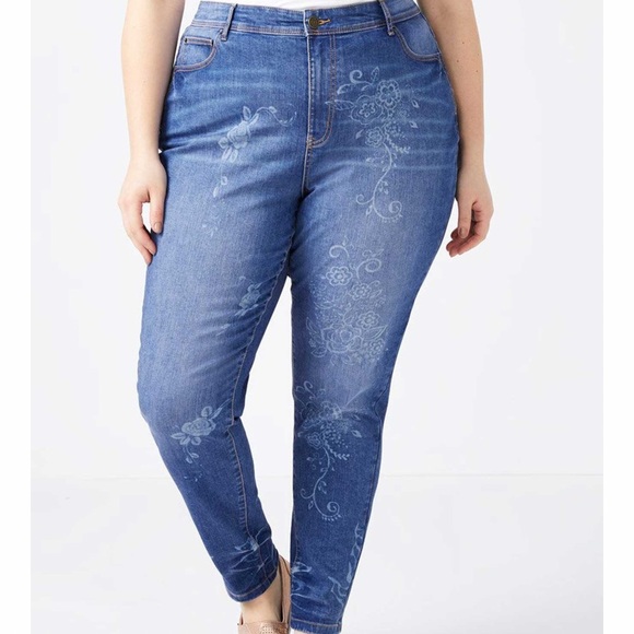 Penningtons Denim - D/C Jeans Slightly Curvy Floral High Rise Sz 16